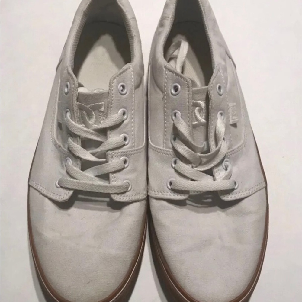 DC Women’s Denim White Shoes Size 9.5 • Used •